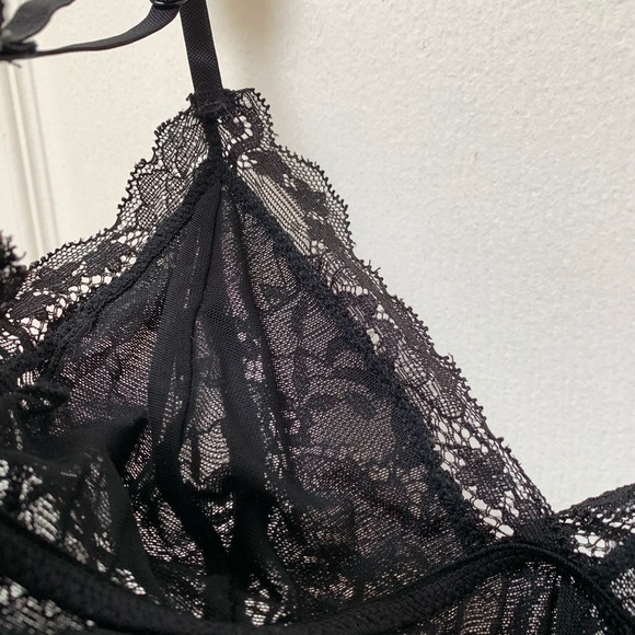 Free w another item: Black Lace and Mesh Bralette - Picture 5 of 5